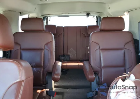 2019 Chevrolet Tahoe K1500 Premier z USA, uszkodzony, nr VIN 1GNSKCKC6KR194034